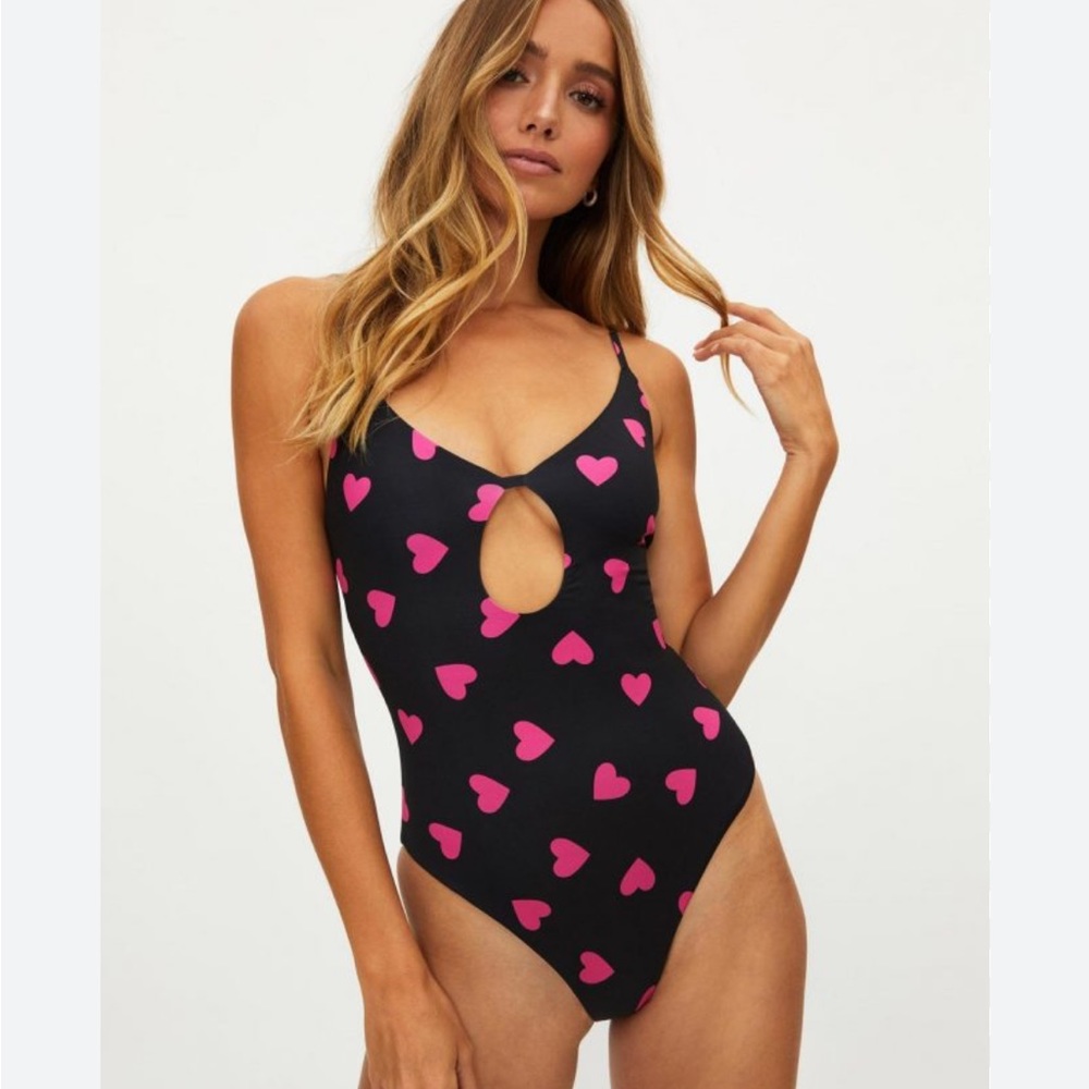 Beach riot Priscilla one piece bathing suit. Size large